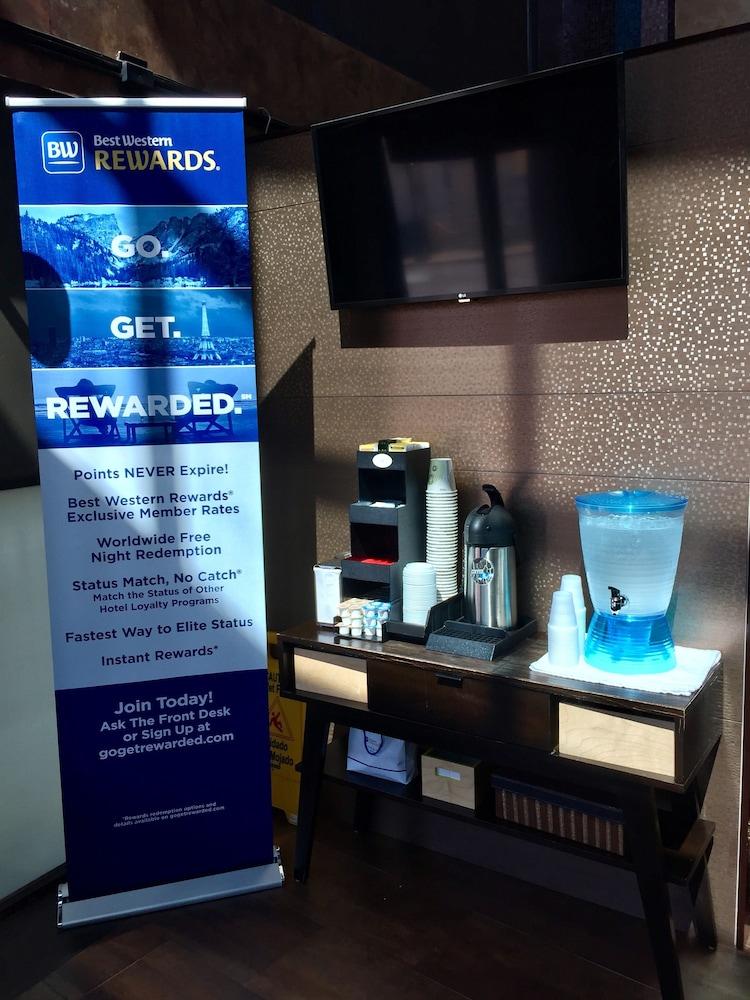 Best Western Plus Brooklyn Bay Hotel New York Ngoại thất bức ảnh