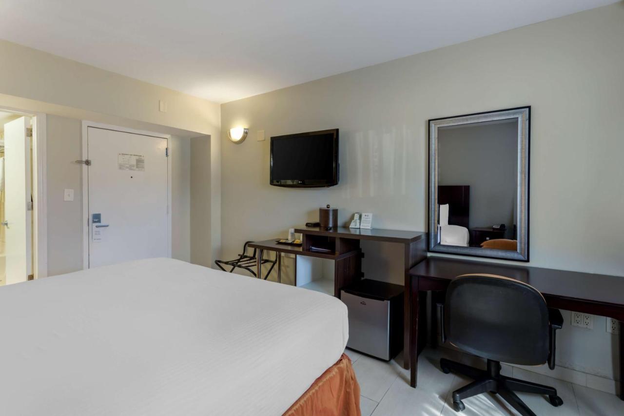 Best Western Plus Brooklyn Bay Hotel New York Ngoại thất bức ảnh