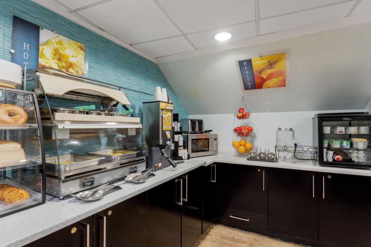 Best Western Plus Brooklyn Bay Hotel New York Ngoại thất bức ảnh