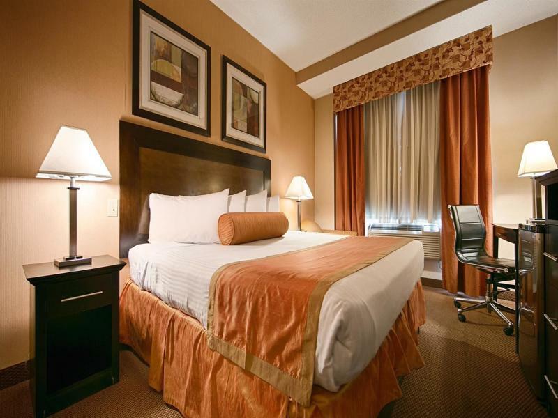 Best Western Plus Brooklyn Bay Hotel New York Ngoại thất bức ảnh